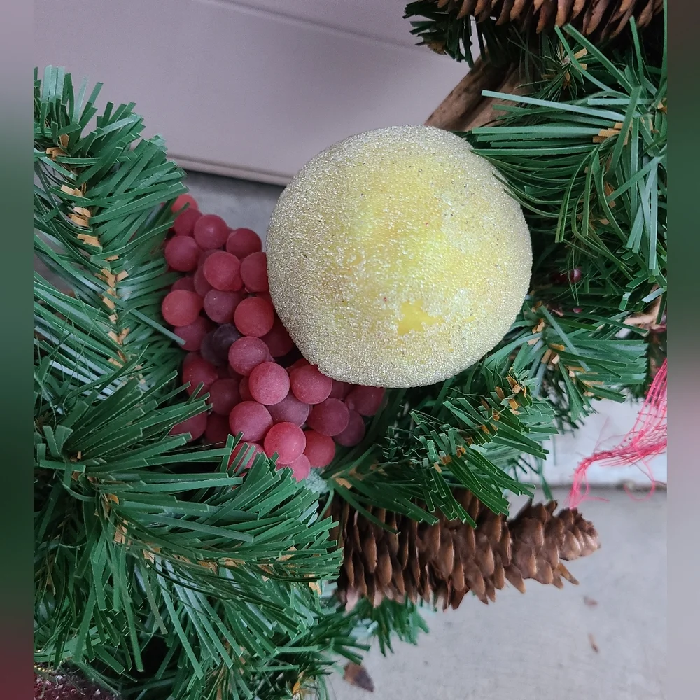 Christmas Fruit Wreath